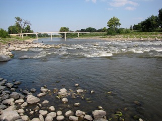 Riverside Dam near north pedestrian bridge